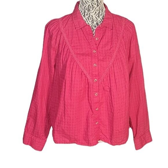 Womens Fuchsia Button-Up Blouse With Lace Back Detail & Long Sleeves - Picture 4 of 8
